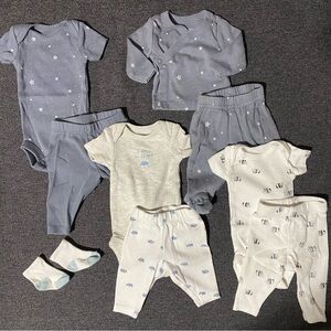 Premie Baby Boy, Gender Neutral Clothing Bundle Lot. 9 pieces, 4 outfits!